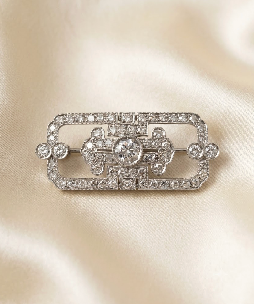 Brooch (BR03)