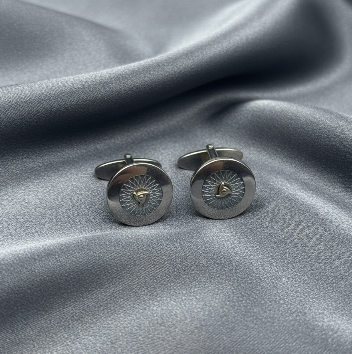 Cufflinks (CL09)