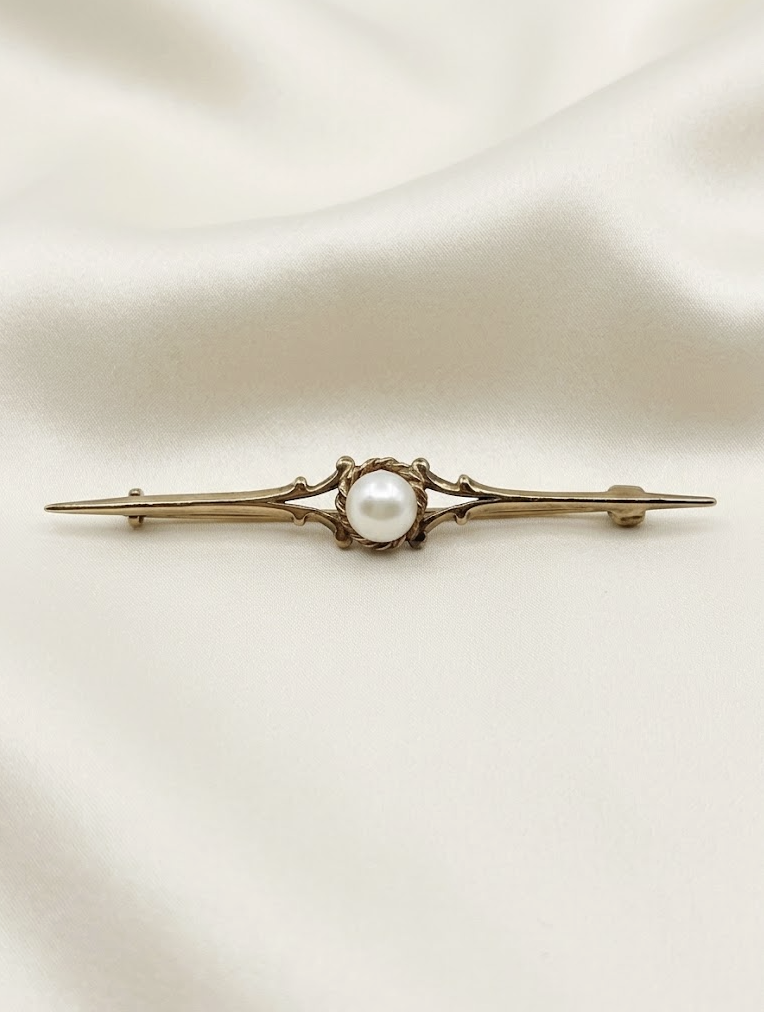 Brooch (BR08)