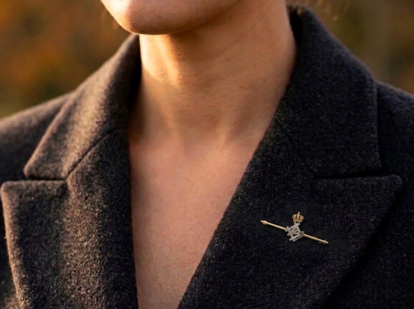 Brooch (BR09)
