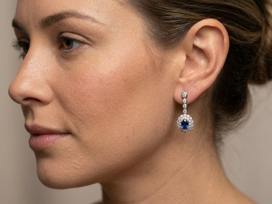 Earrings (E18)