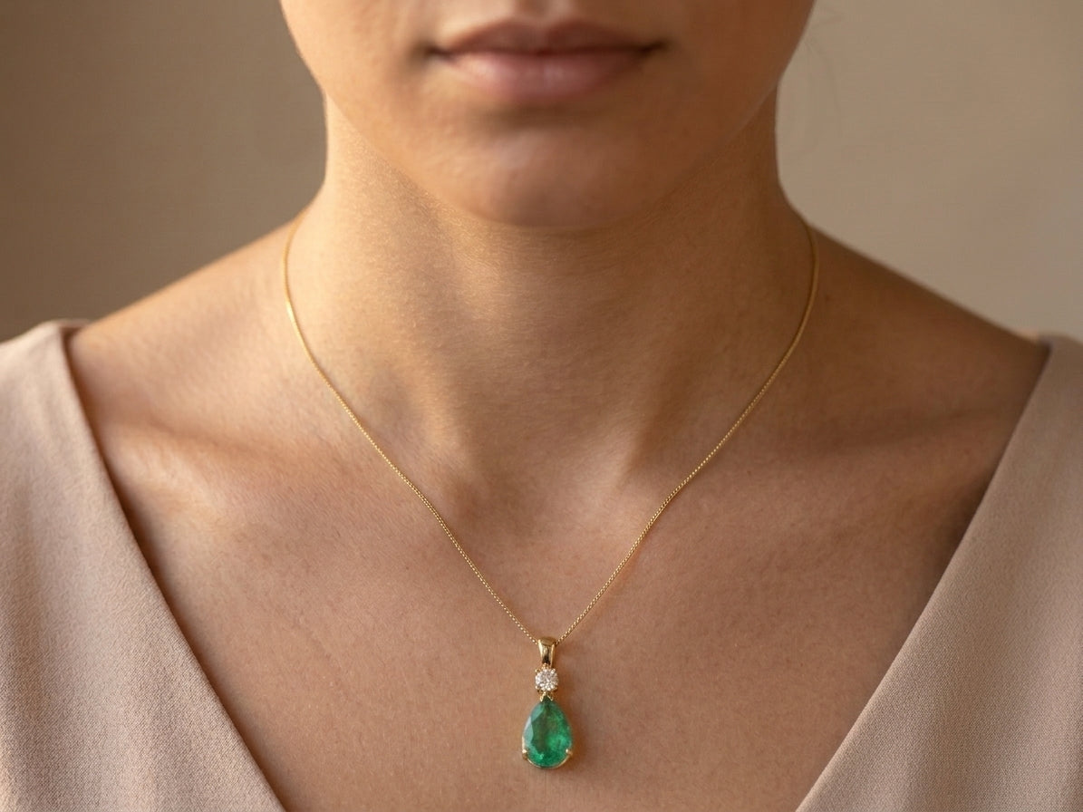 Pendant (P17)