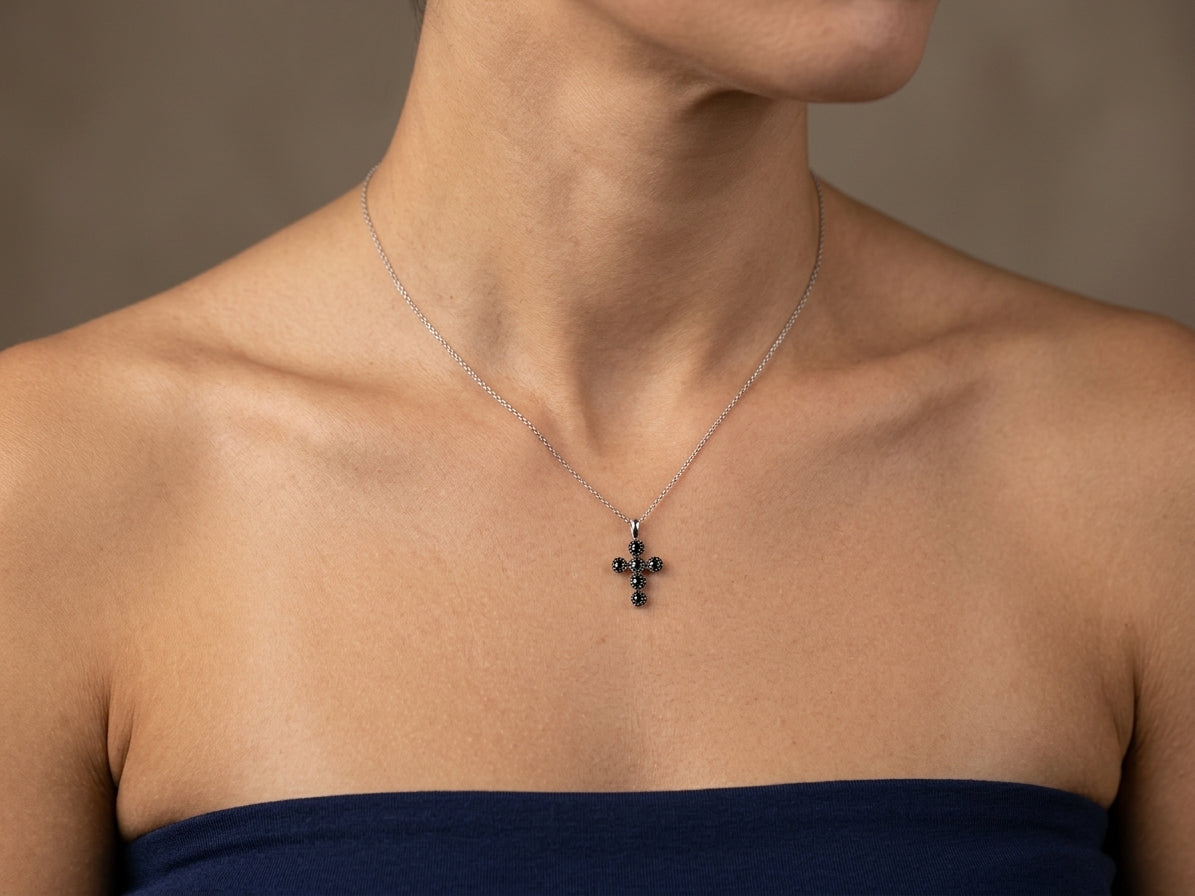 Pendant (P22)