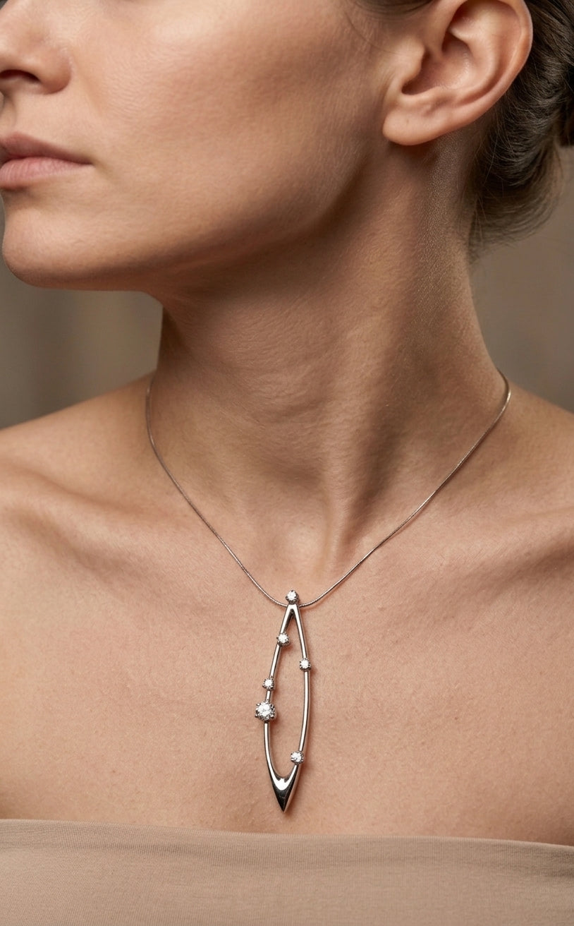 Pendant (P23)
